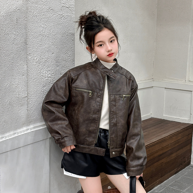Streetwear Brand Photography - Veste d'hiver rétro en velours polaire