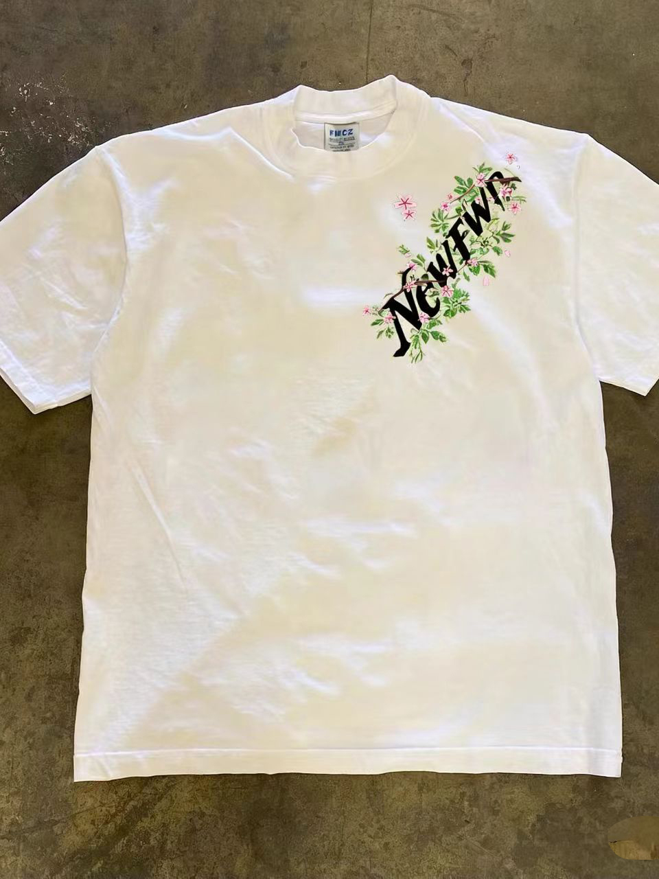 T-shirt à manches courtes en p - Streetwear Brand With Flowers avis et prix